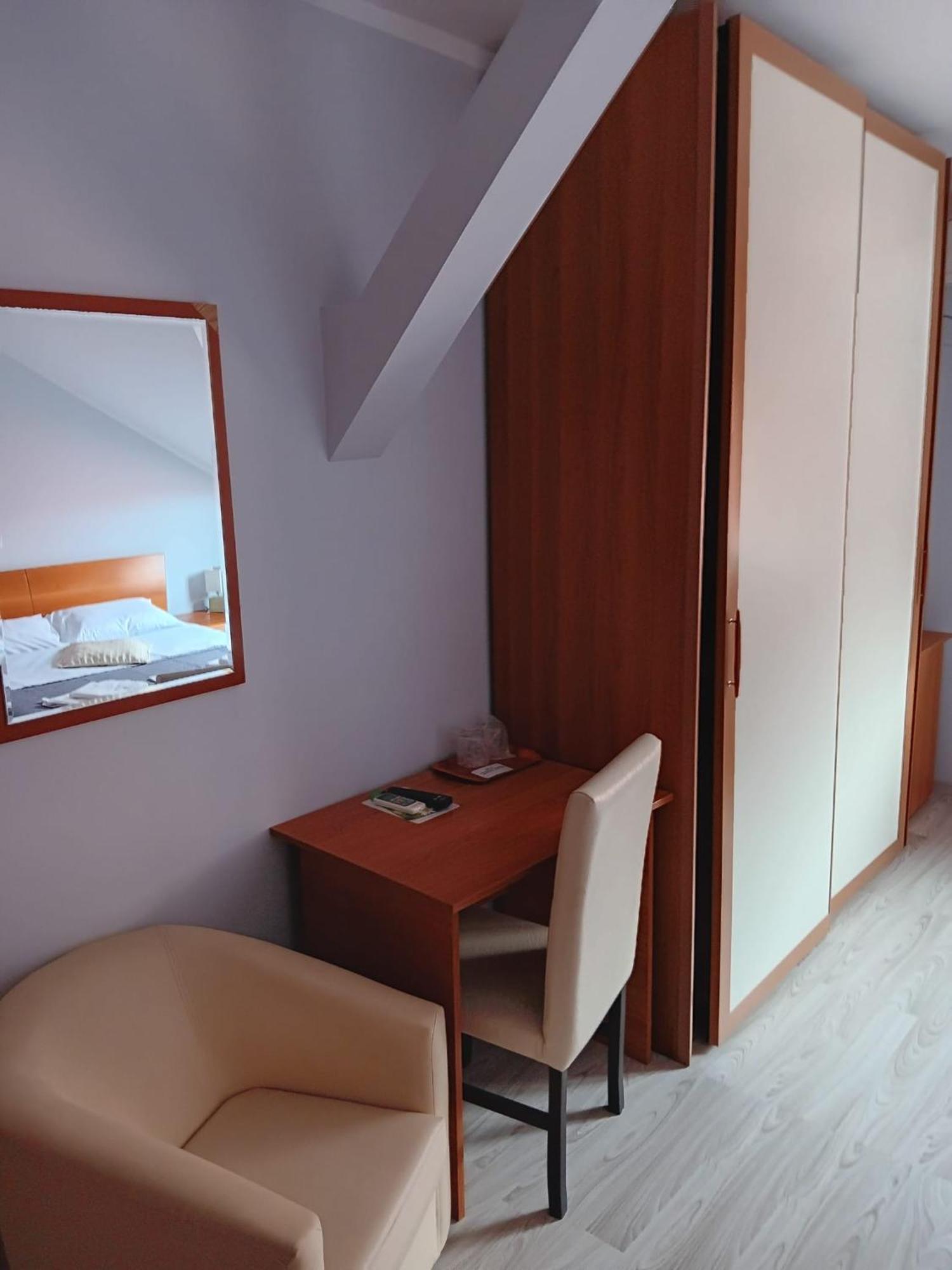 Hotel Vila Veneto Timișoara Zewnętrze zdjęcie