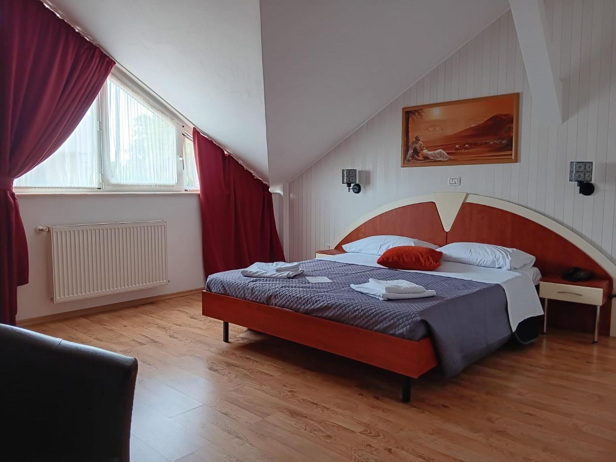 Hotel Vila Veneto Timișoara Zewnętrze zdjęcie