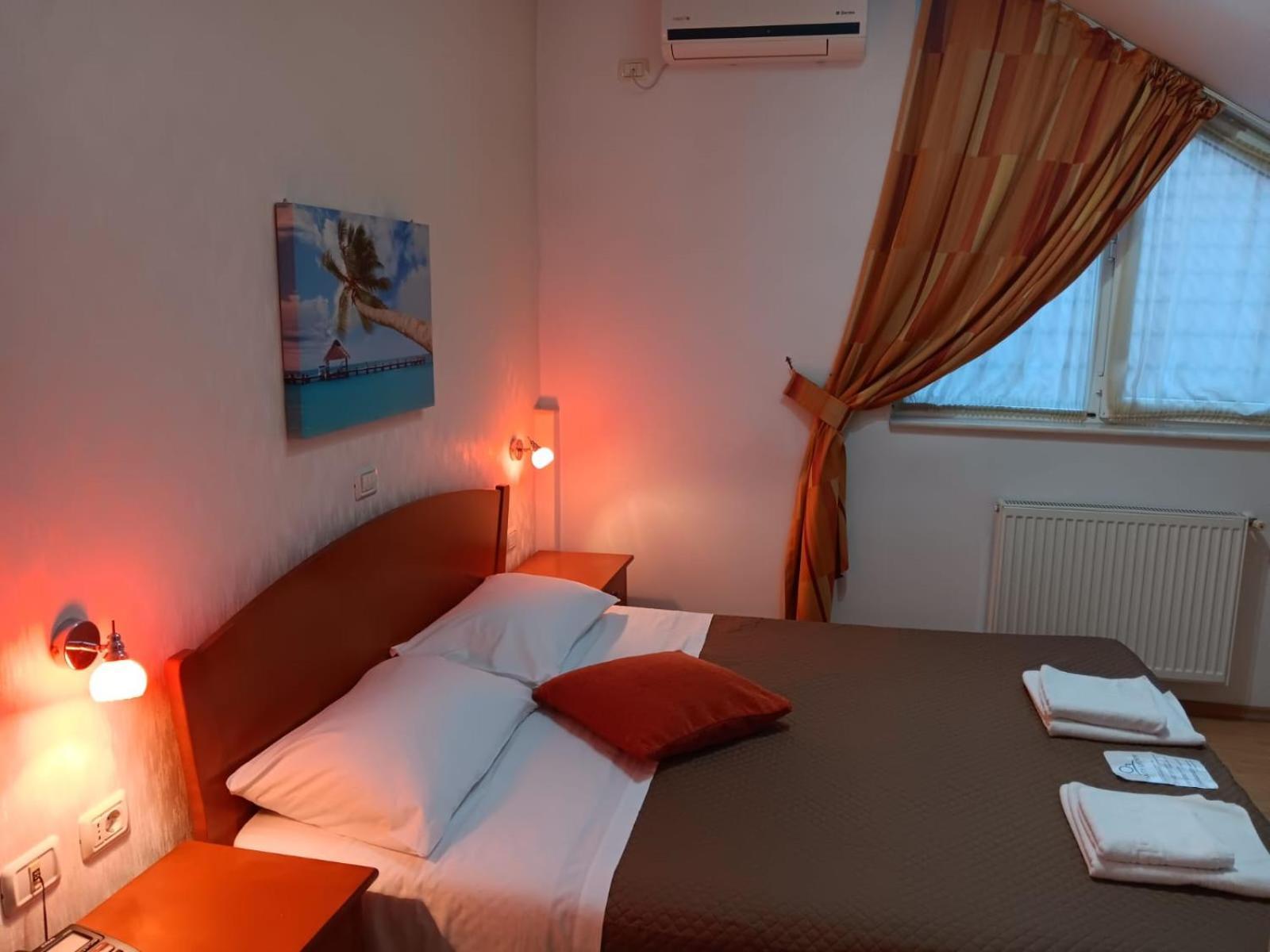 Hotel Vila Veneto Timișoara Zewnętrze zdjęcie